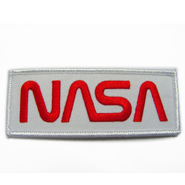 Iron On Embroidery Patch Custom Twill Fabric Embroidery Patch voor uniformen jassen hoeden en meer Low MOQ Gratis kunstwerk Snel monster Tim