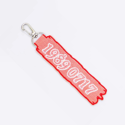 Custom Logo Jet Tags Stof Geprinte Geborduurde Sleutelring Geborduurde Sleutelhanger