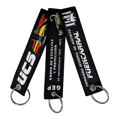 Gepersonaliseerde sleutelhanger uit polyester, geborduurd met een jet tag, geweven sleutelhanger met je logo.