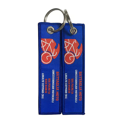 Op maat gemaakte dubbelzijdige letters geborduurde sleutelhanger Naam Merk Logo Jet Tag Sleutel Ring Hoogwaardige geborduurde sleutel Chai