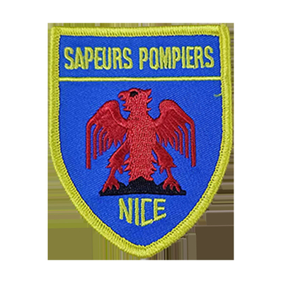 Gepersonaliseerd ontwerp geborduurde pleister borduren badge ijzer op aangepaste borduren pleister