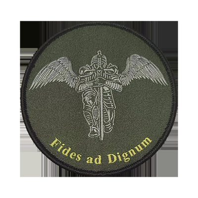 Gepersonaliseerde grootte geborduurde logo patches Opties voor gepersonaliseerde branding