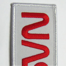 Iron On Embroidery Patch Custom Twill Fabric Embroidery Patch voor uniformen jassen hoeden en meer Low MOQ Gratis kunstwerk Snel monster Tim